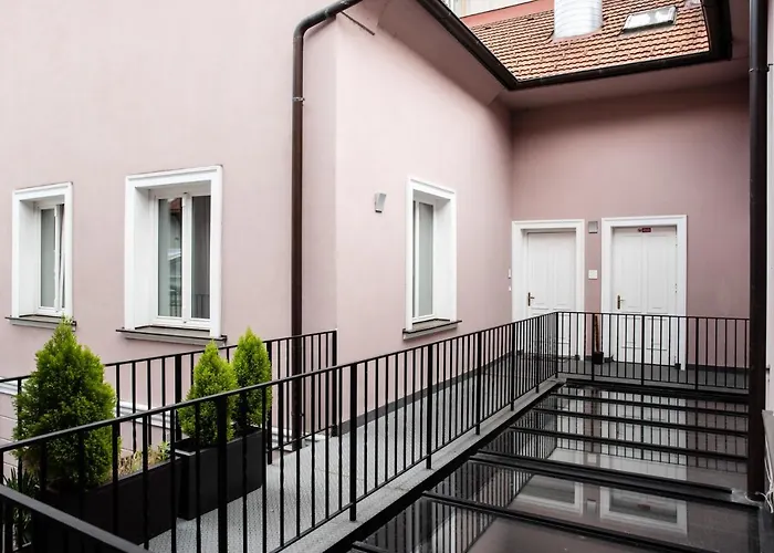 Atrio Apartments
